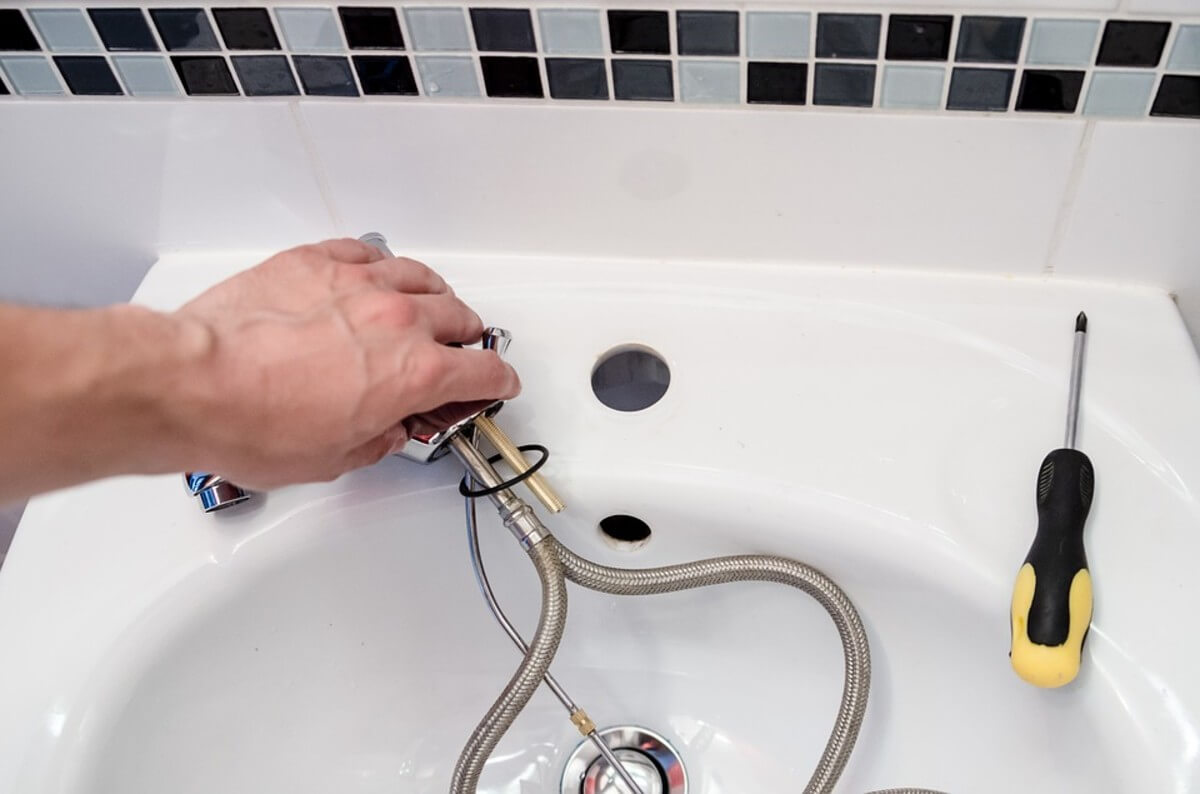 5 Common Home Plumbing Problems And How To Fix Them